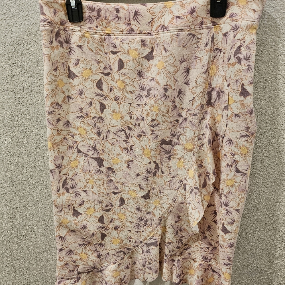 Anthropologie Floral Skirt in Pink and Yellow Good Conditions